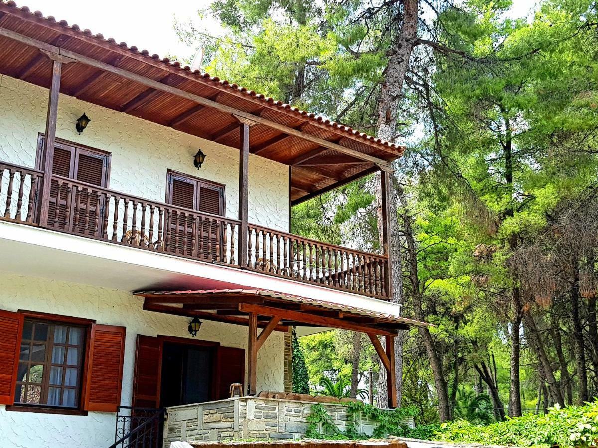 Wood And Stone Villa Sani  Ngoại thất bức ảnh